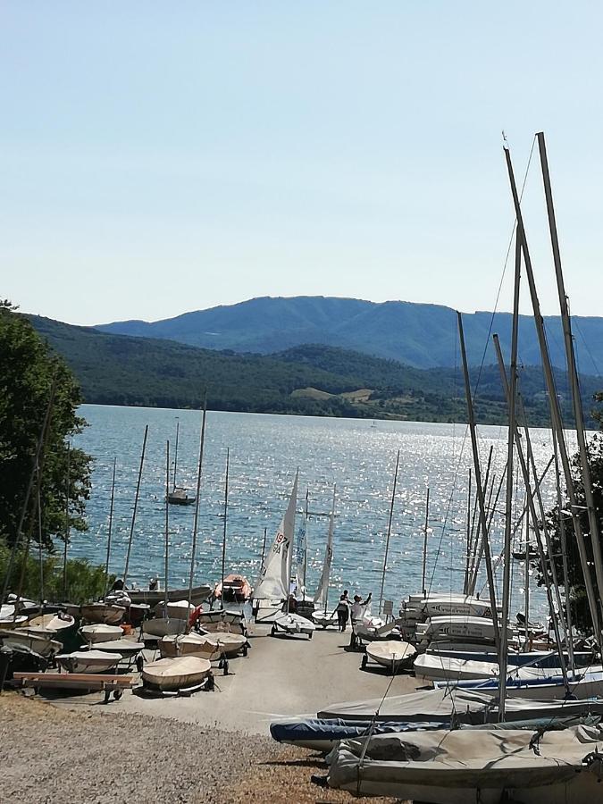 Il Lago Del Mugello B&B Barberino di Mugello Exterior foto